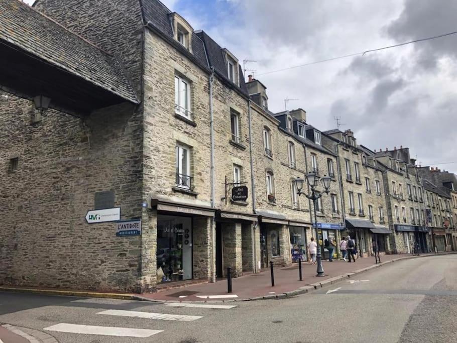 Duplex Parapluies De Cherbourg Netflix Parking 外观 照片